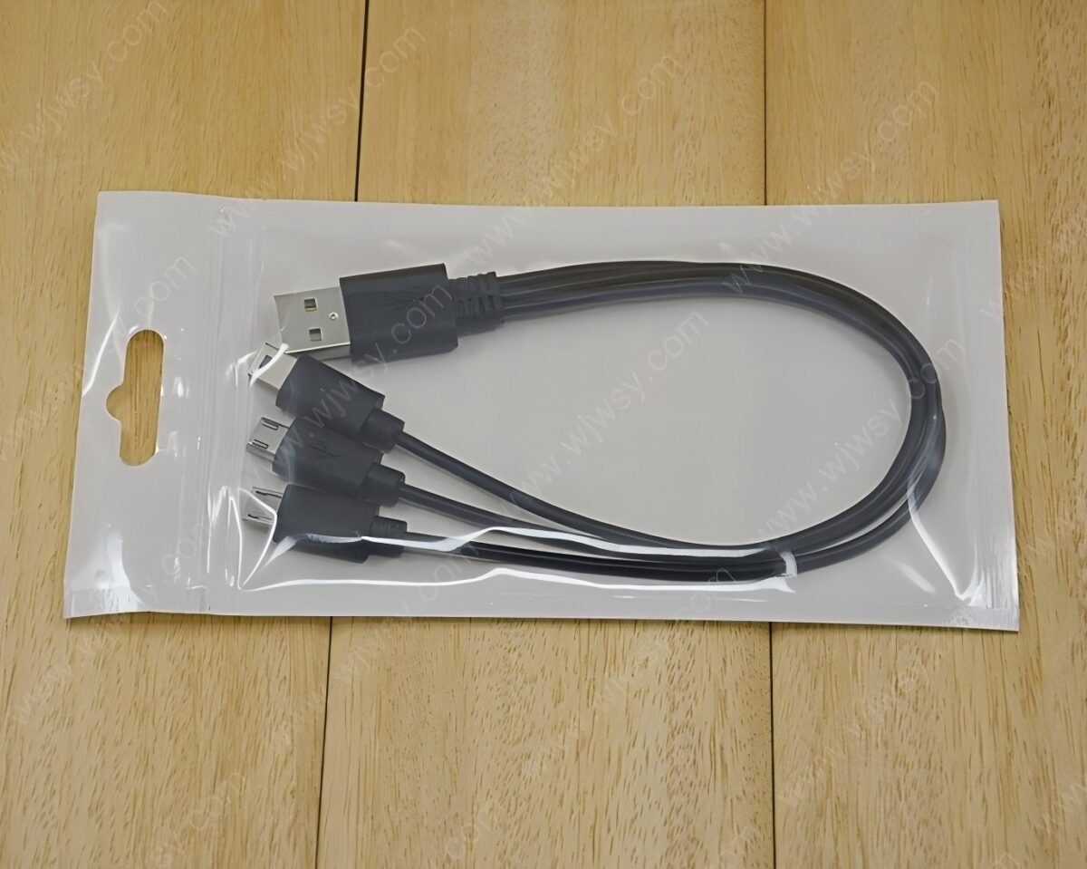 Provides IP67 waterproof protection/high flexibility cable